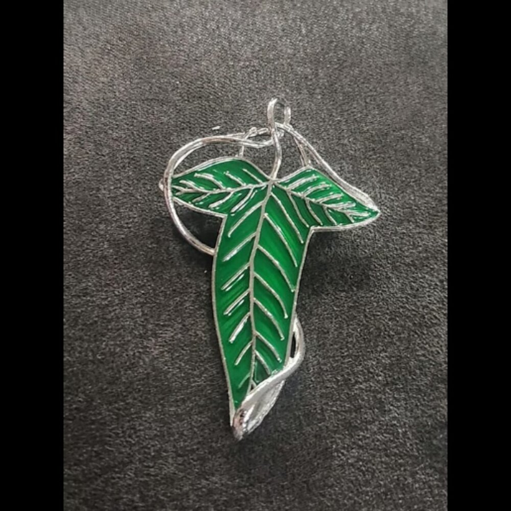 Green Leaf Forest Brooch